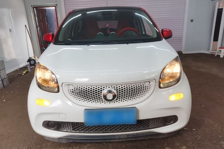 Used smart forfour 2016 1.0L 52 kW Passion Edition Front