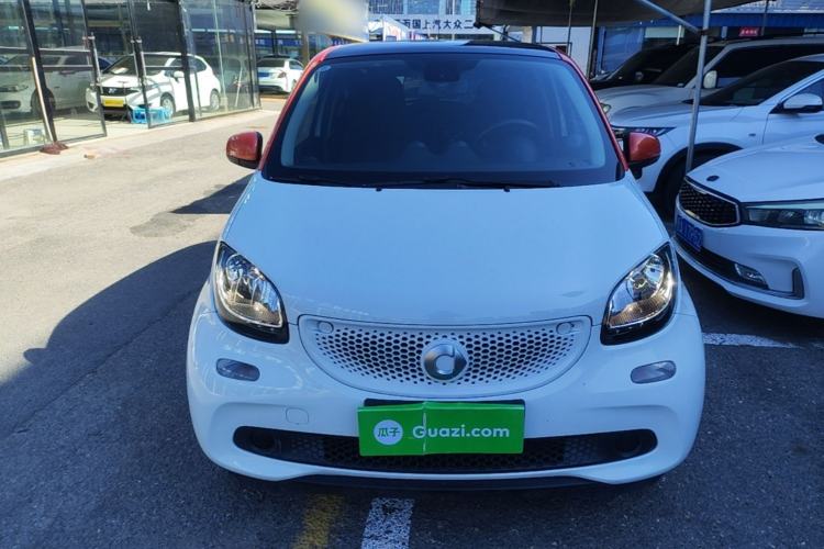 Used smart forfour 2016 0.9T 66 kW Pioneer Edition Front