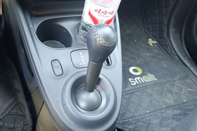 Used smart forfour 2016 1.0L 52 kW Dynamic Edition Gear Lever