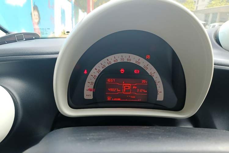 Used smart forfour 2016 1.0L 52 kW Dynamic Edition Instrument Cluster