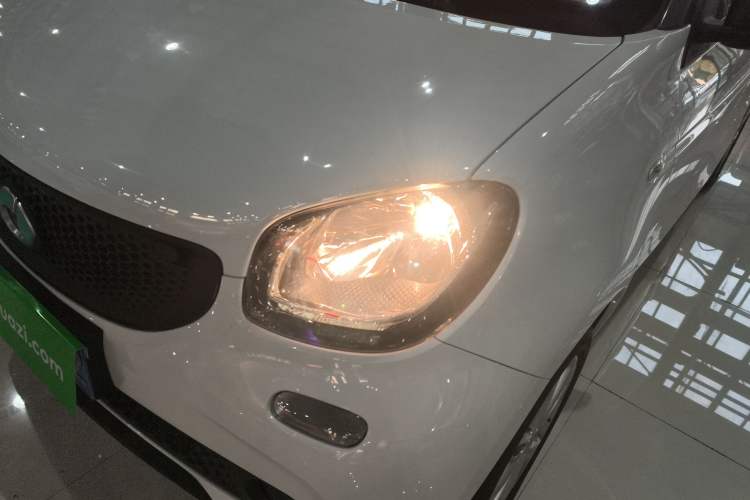 Used smart forfour 2016 1.0L 52 kW Dynamic Edition Left Front Headlight