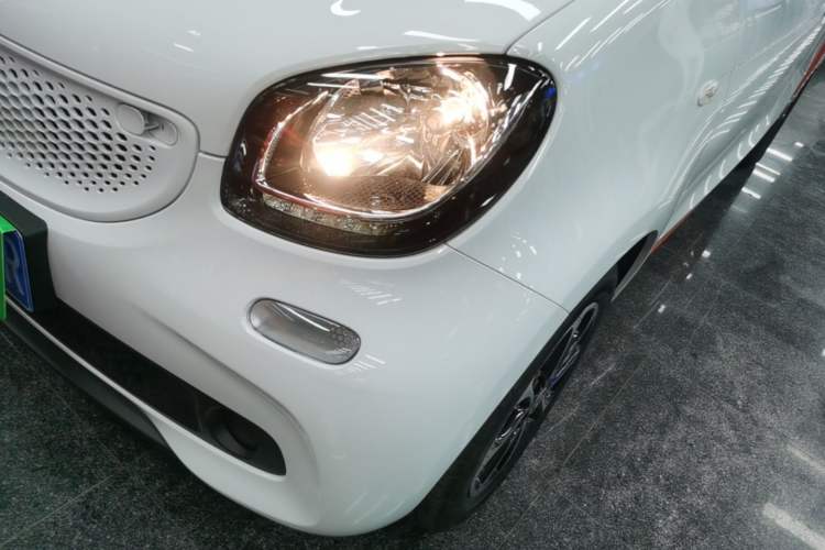 Used smart forfour 2016 1.0L 52 kW Passion Edition Left Front Headlight