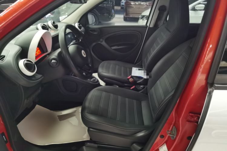 Used smart forfour 2016 1.0L 52 kW Dynamic Edition Left Front Seat