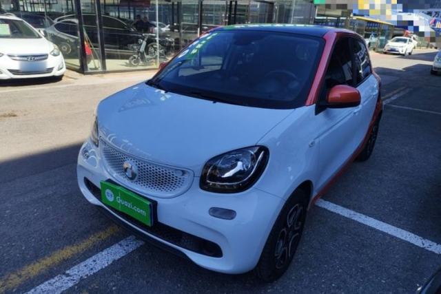 Used smart forfour 2016 0.9T 66 kW Pioneer Edition
