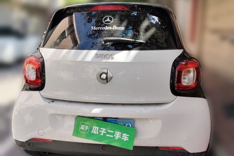 Used smart forfour 2016 1.0L 52 kW Passion Edition Rear
