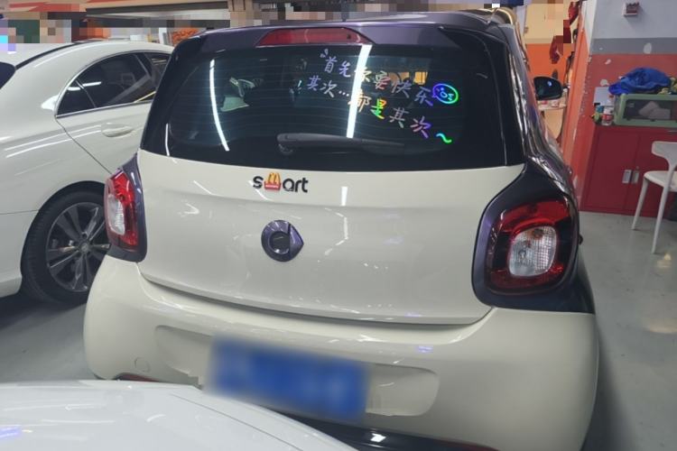 Used smart forfour 2016 1.0L 52 kW Passion Edition Rear