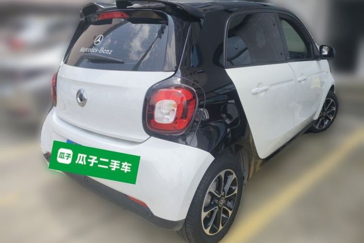 Used smart forfour 2016 1.0L 52 kW Passion Edition Rear Right 45 Deg