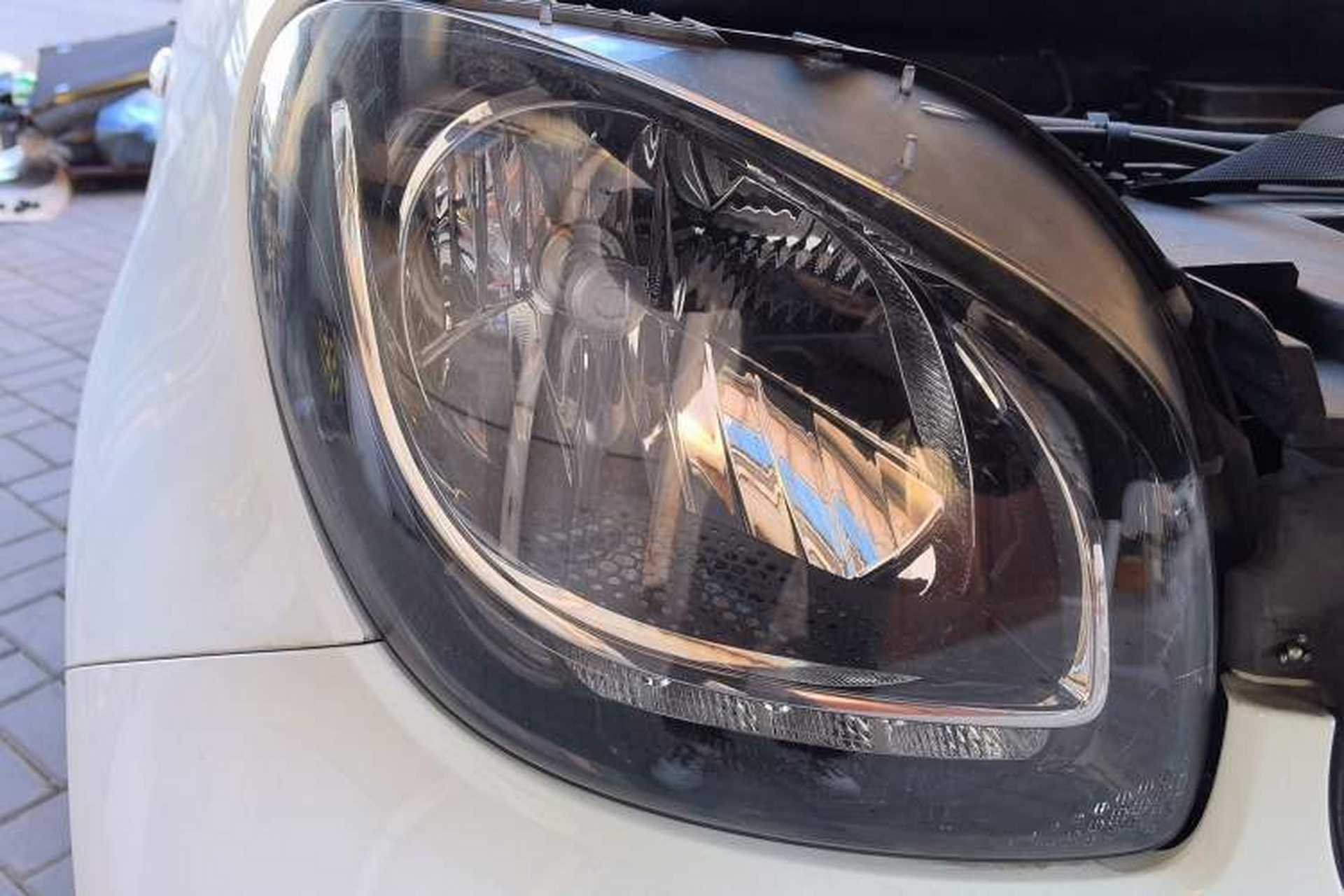 Used smart forfour 2016 1.0L 52 kW Dynamic Edition Right Front Headlight