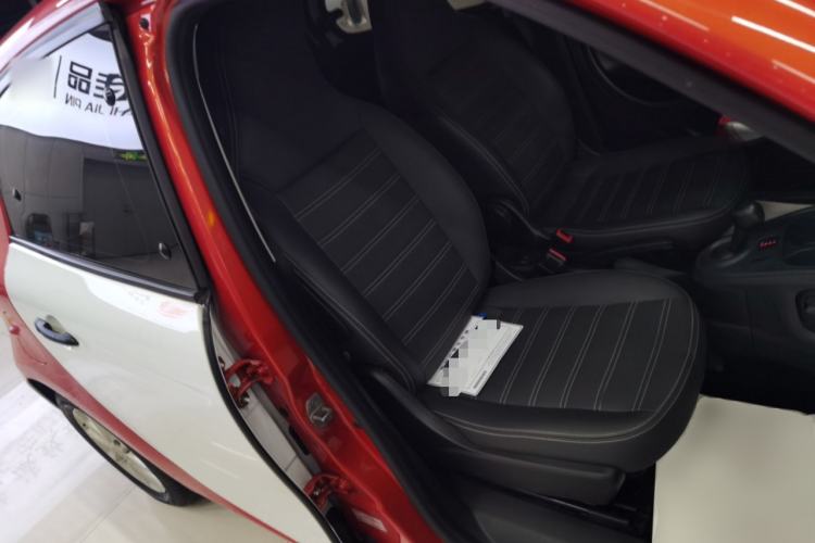 Used smart forfour 2016 1.0L 52 kW Dynamic Edition Right Front Seat