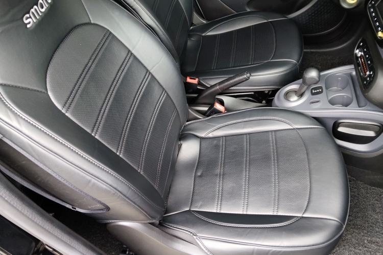 Used smart forfour 2016 1.0L 52 kW Dynamic Edition Right Front Seat