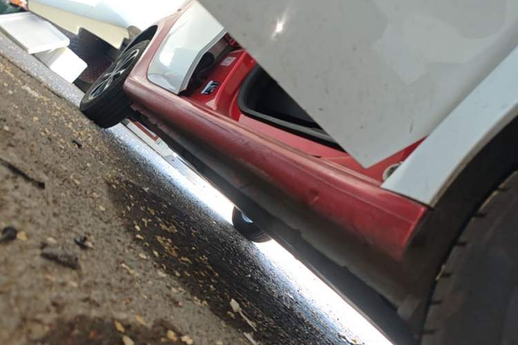 Used smart forfour 2016 1.0L 52 kW Passion Edition Right Side Sill