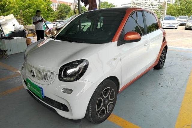 Used smart forfour 2016 0.9T 66 kW Pioneer Edition