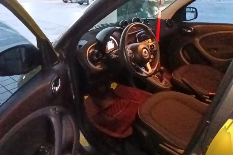 Used smart forfour 2016 1.0L 52 kW Dynamic Edition Driver Seat