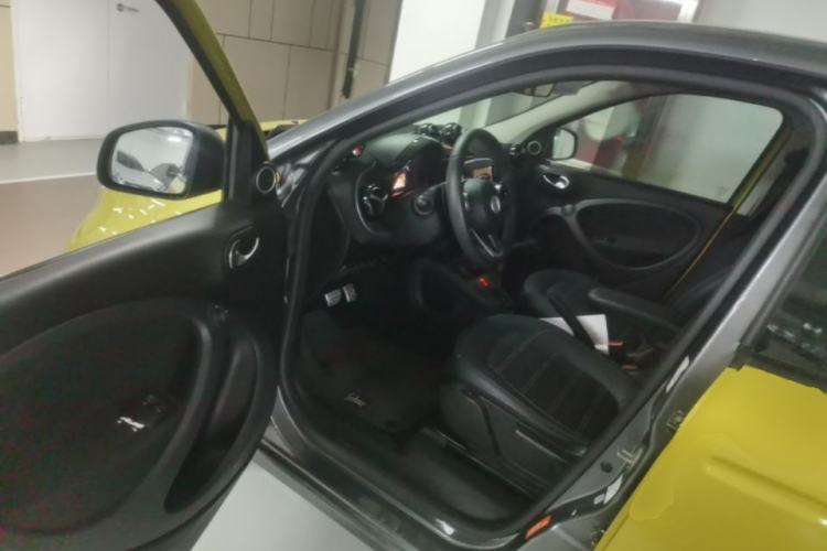 Used smart forfour 2016 0.9T 66 kW Special Edition Driver Seat