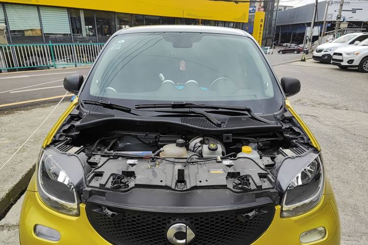Used smart forfour 2016 1.0L 52 kW Dynamic Edition Engine Bay