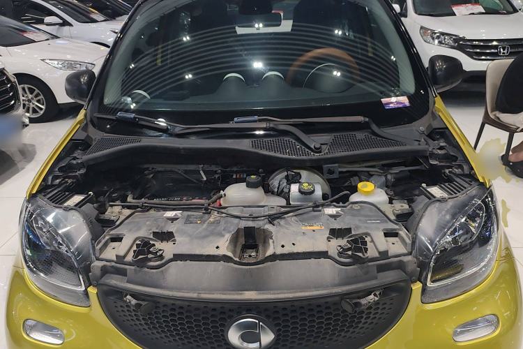 Used smart forfour 2016 1.0L 52 kW Dynamic Edition Engine Bay