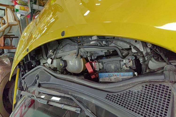 Used smart forfour 2016 1.0L 52 kW Dynamic Edition Engine Bay