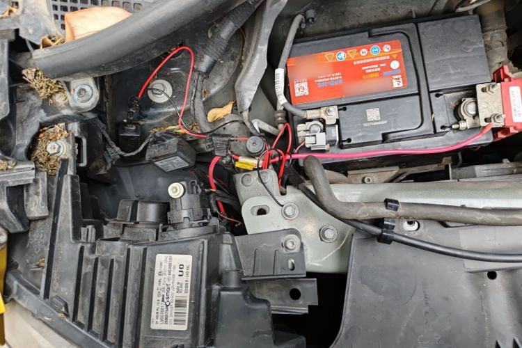 Used smart forfour 2016 1.0L 52 kW Dynamic Edition Engine Bay Right