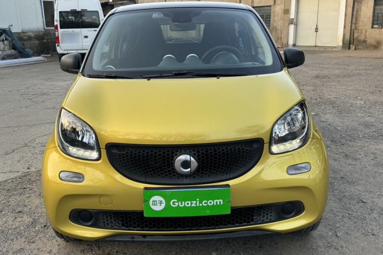 Used smart forfour 2016 1.0L 52 kW Dynamic Edition Exterior 1