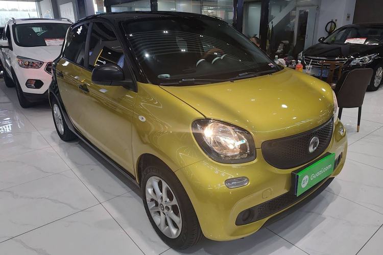 Used smart forfour 2016 1.0L 52 kW Dynamic Edition Exterior 2
