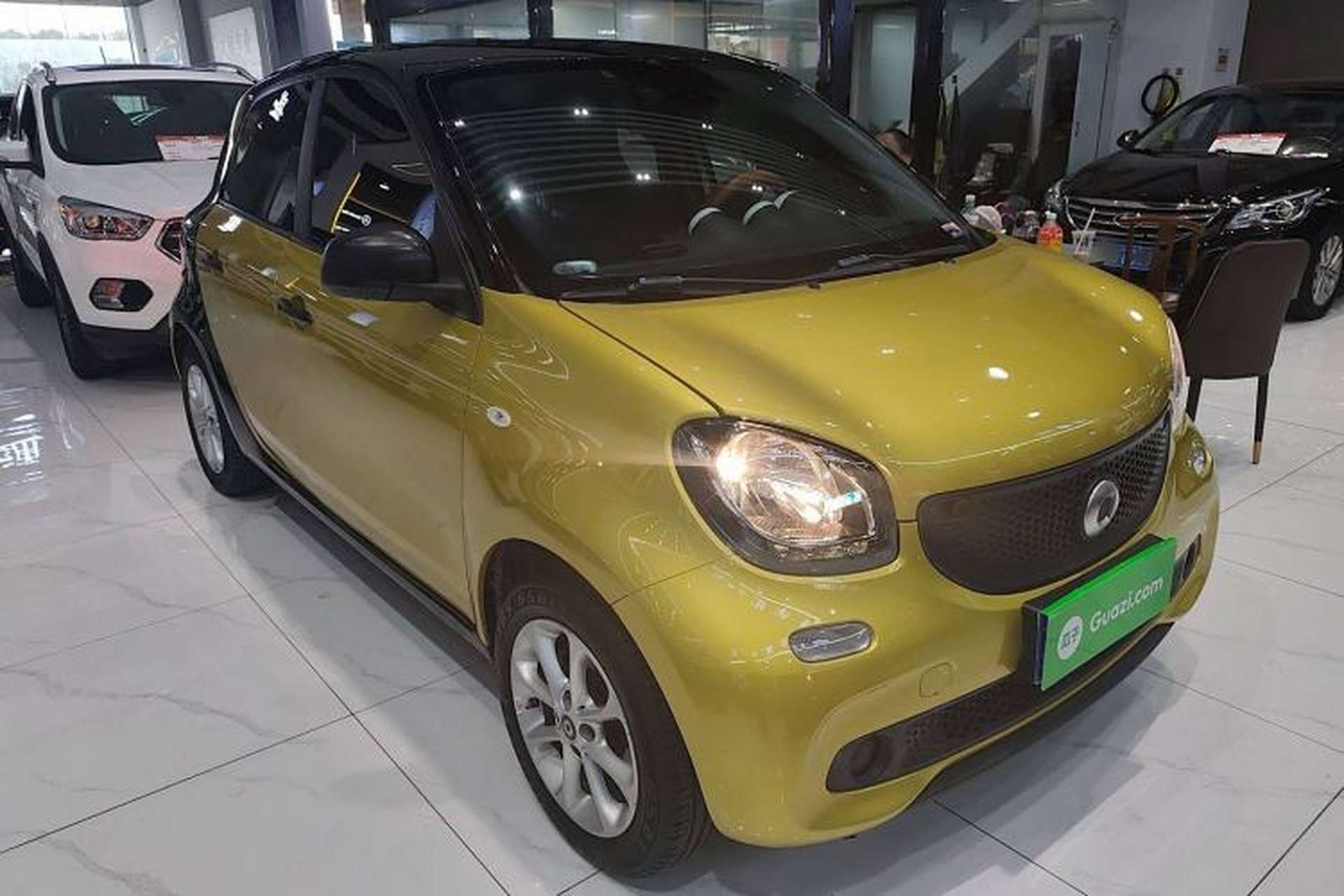 Used smart forfour 2016 1.0L 52 kW Dynamic Edition Exterior 2