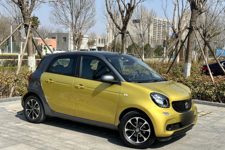 Used smart forfour 2016 1.0L 52 kW Passion Edition Exterior 2