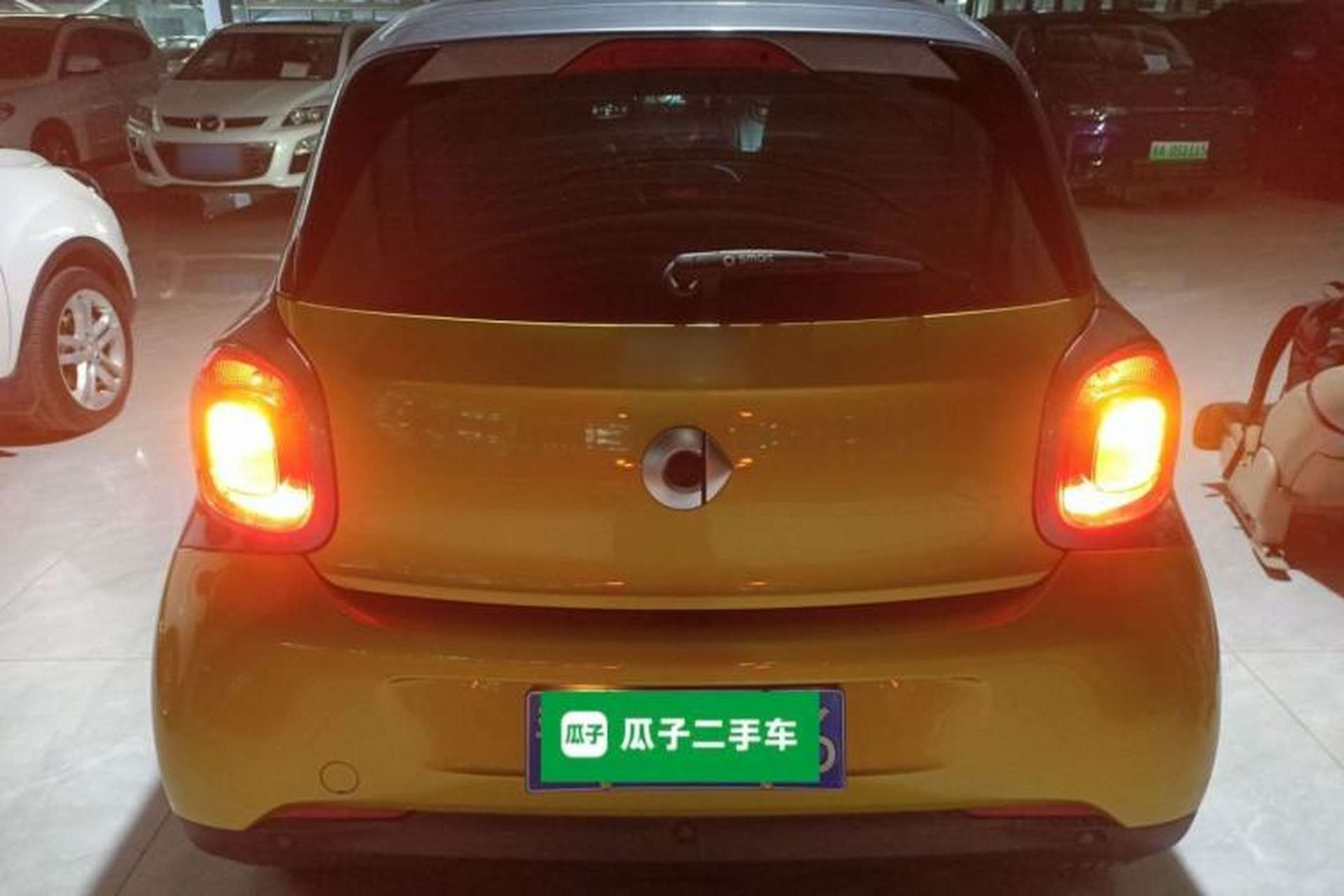 Used smart forfour 2016 1.0L 52 kW Passion Edition Exterior 4