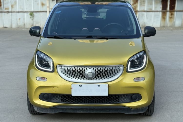 Used smart forfour 2016 0.9T 66 kW Pioneer Edition Exterior 5