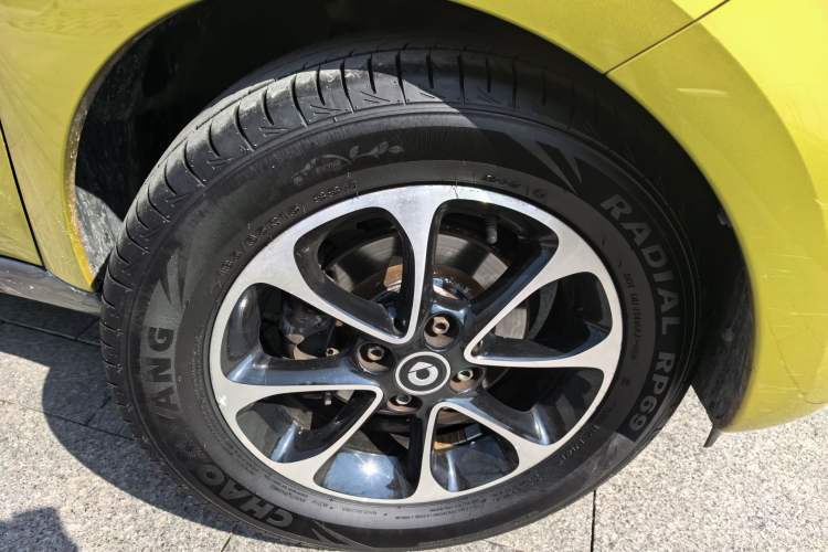Used smart forfour 2016 1.0L 52 kW Passion Edition Exterior 7