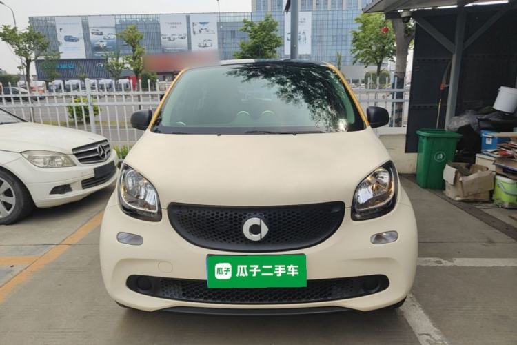 Used smart forfour 2016 1.0L 52 kW Dynamic Edition Front
