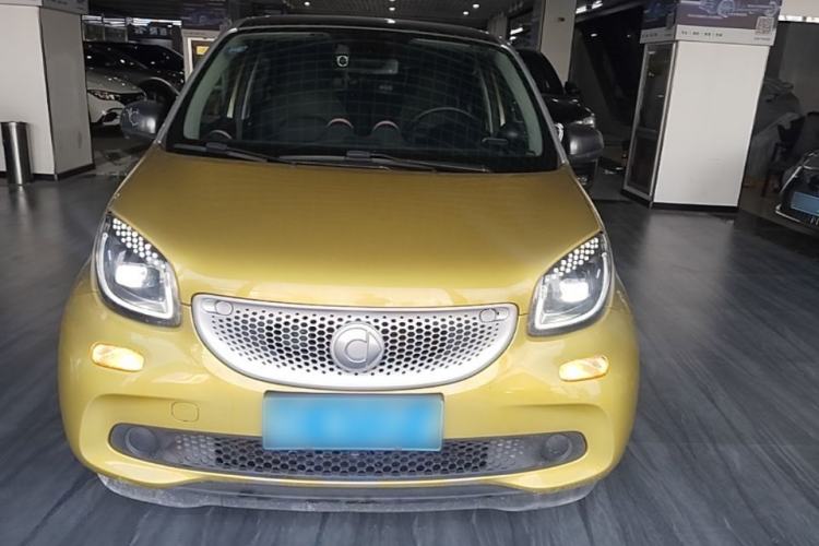Used smart forfour 2016 0.9T 66 kW Pioneer Edition Front