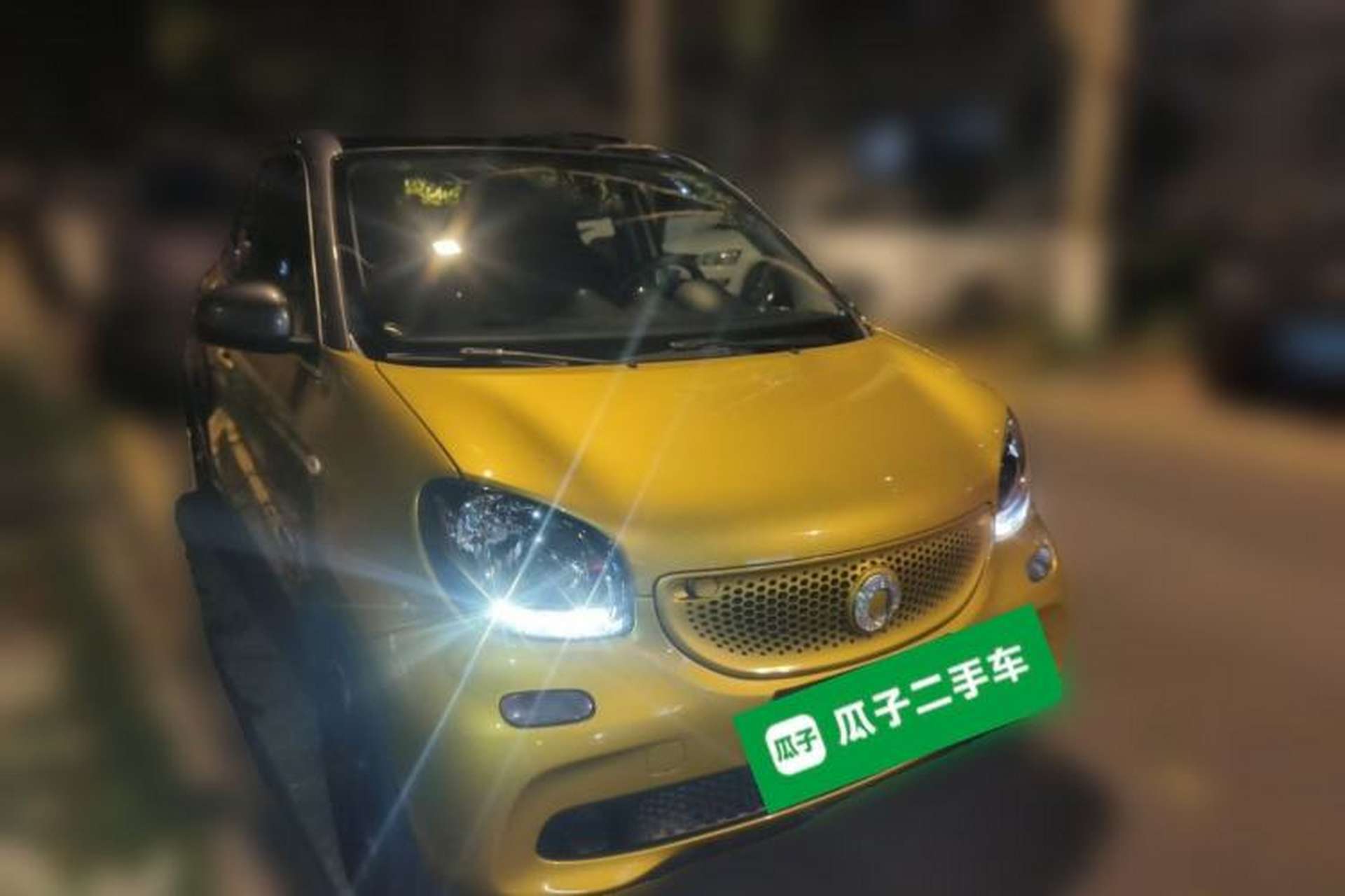 Used smart forfour 2016 1.0L 52 kW Passion Edition Front Right 45 Deg