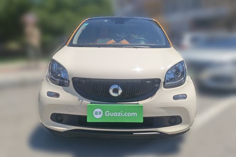 Used smart forfour 2016 1.0L 52 kW Passion Edition Front