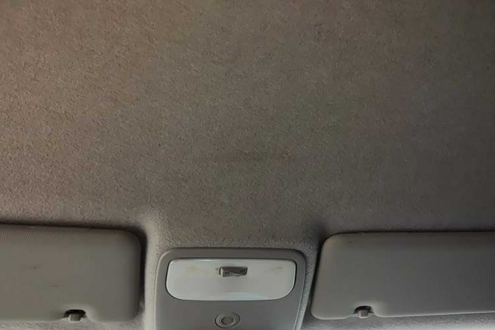 Used smart forfour 2016 1.0L 52 kW Dynamic Edition Headliner