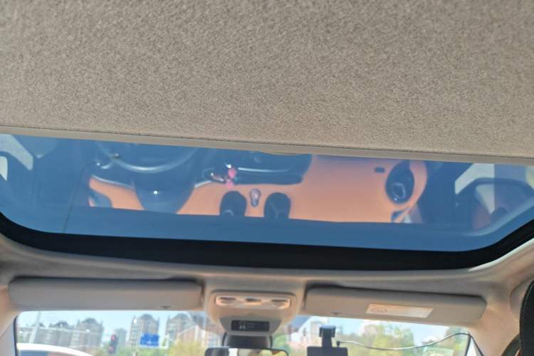 Used smart forfour 2016 1.0L 52 kW Passion Edition Headliner