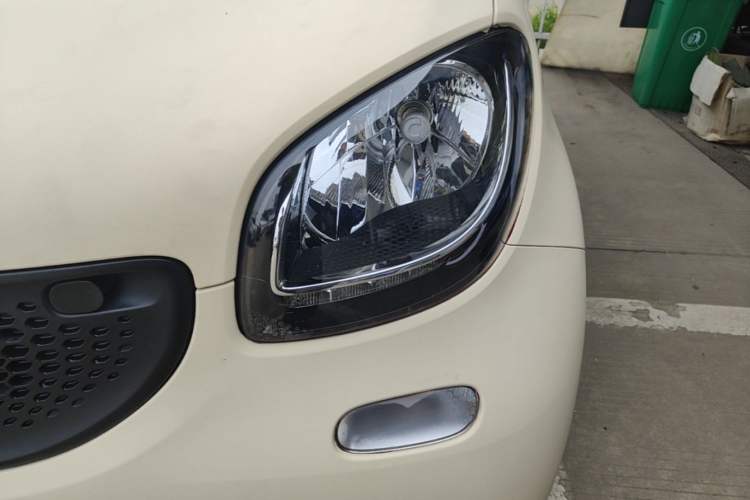 Used smart forfour 2016 1.0L 52 kW Dynamic Edition Left Front Headlight