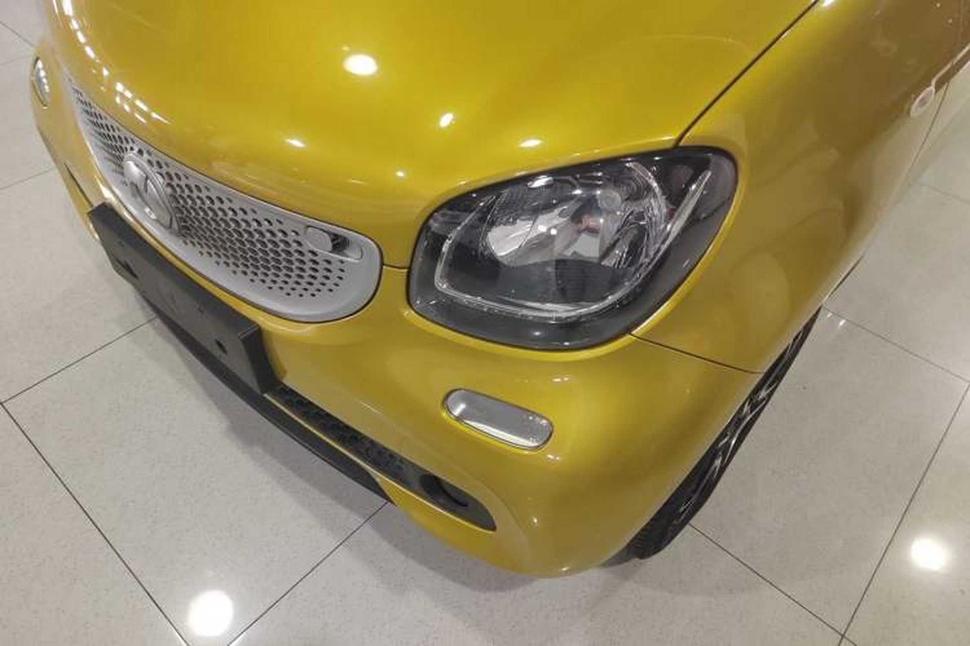 Used smart forfour 2016 0.9T 66 kW Pioneer Edition Left Front Headlight