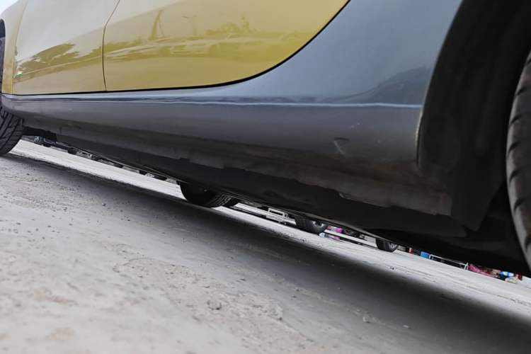 Used smart forfour 2016 0.9T 66 kW Pioneer Edition Left Side Sill