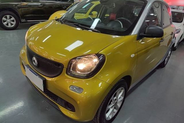 Used smart forfour 2016 1.0L 52 kW Dynamic Edition