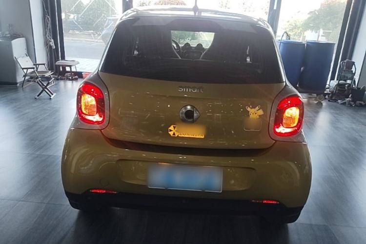 Used smart forfour 2016 0.9T 66 kW Pioneer Edition Rear