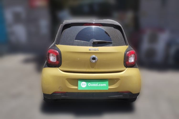 Used smart forfour 2016 1.0L 52 kW Passion Edition Rear