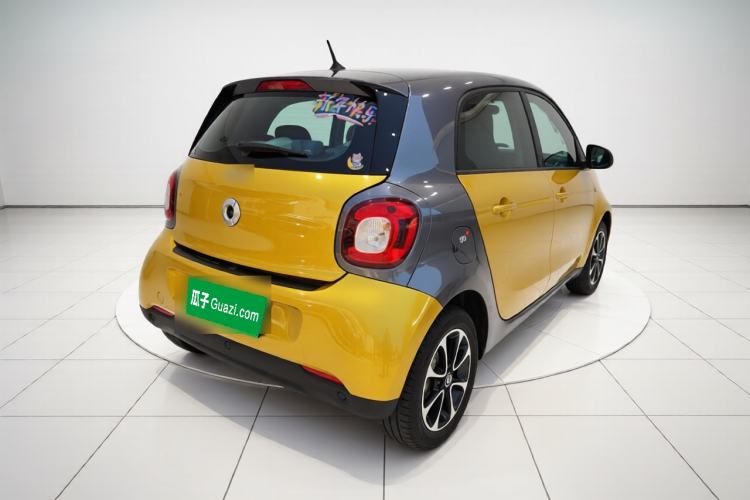 Used smart forfour 2016 1.0L 52 kW Passion Edition Rear Right 45 Deg