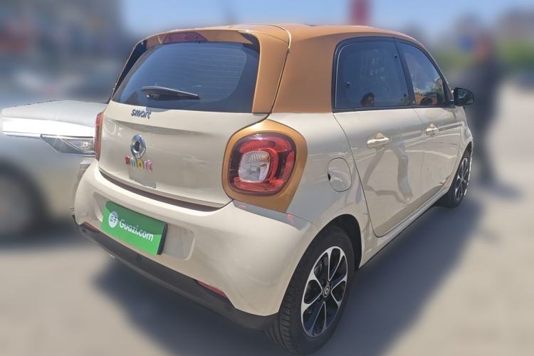Used smart forfour 2016 1.0L 52 kW Passion Edition Rear Right 45 Deg
