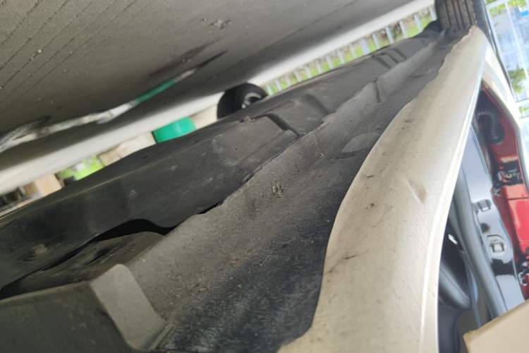 Used smart forfour 2016 1.0L 52 kW Dynamic Edition Right Side Sill