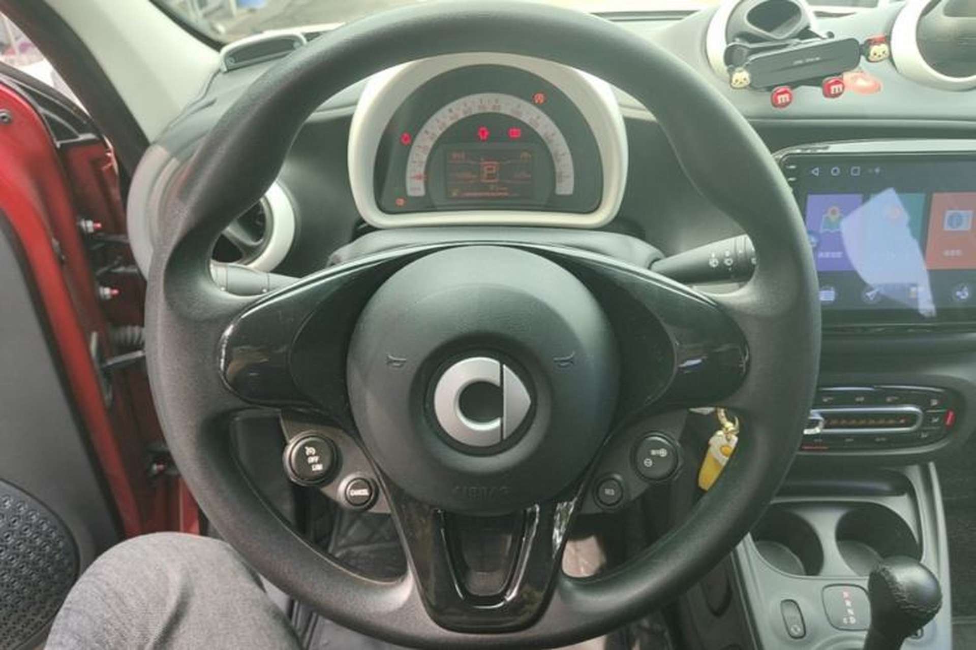 Used smart forfour 2016 1.0L 52 kW Dynamic Edition Steering Wheel