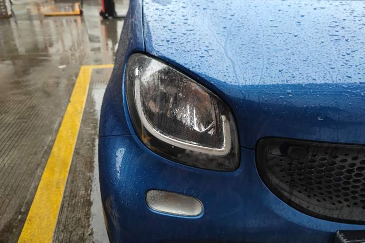Used smart forfour 2017 0.9T 66kW Beloved Special Edition Right Front Headlight