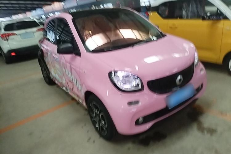 Used smart forfour 2017 0.9T 66kW Beloved Special Edition Front Right 45 Deg