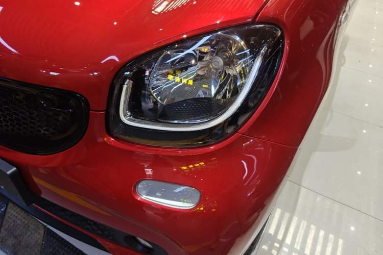 Used smart forfour 2017 0.9T 66kW Beloved Special Edition Left Front Headlight