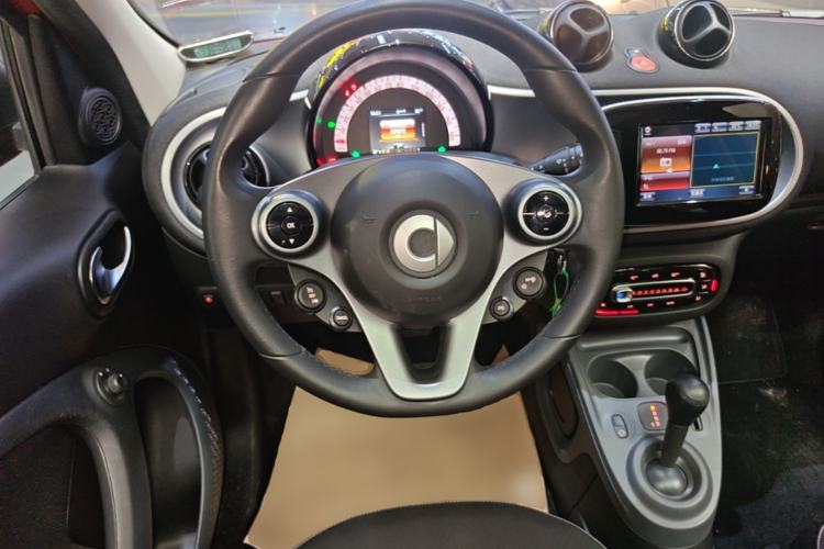 Used smart forfour 2017 0.9T 66kW Beloved Special Edition Steering Wheel