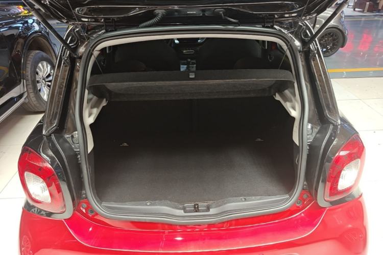 Used smart forfour 2017 0.9T 66kW Beloved Special Edition Trunk